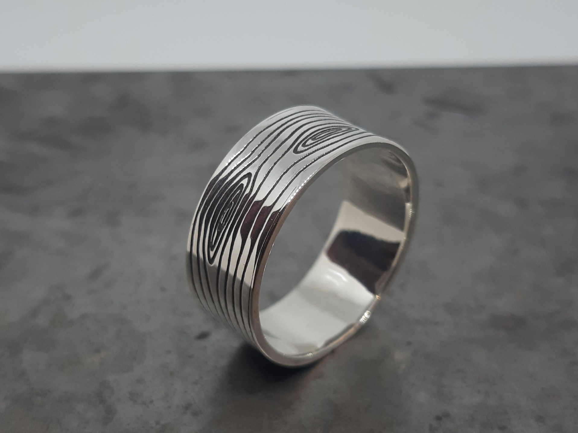 Aliança Plata "Nusos de Fusta" amb acabat brillo